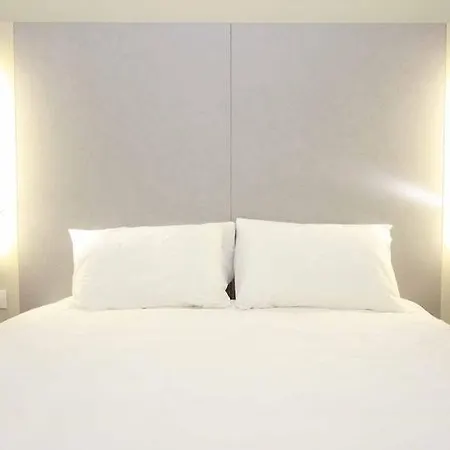 Travelodge Airport 3* Màlaga