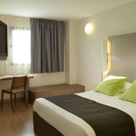 Travelodge Airport