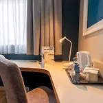 Travelodge Airport Отель Малага