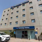 Travelodge Airport 3* Малага