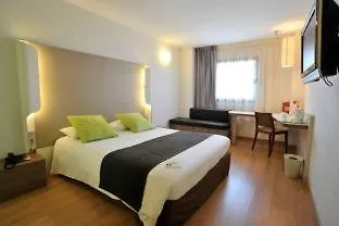 Campanile Airport Hotel