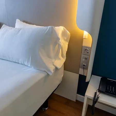 Hotel Travelodge Airport