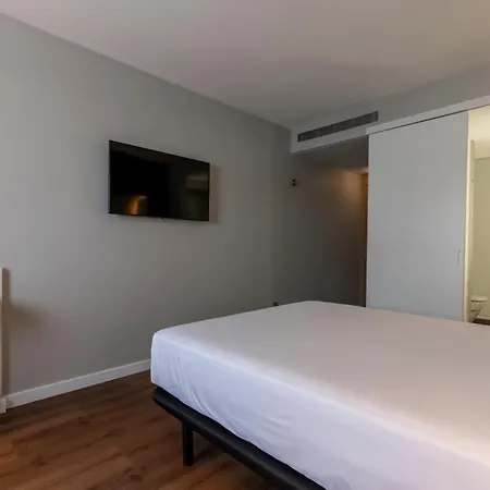 Hotel Travelodge Airport