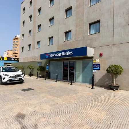 Travelodge Airport 3* Малага