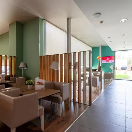 فندق Travelodge Airport