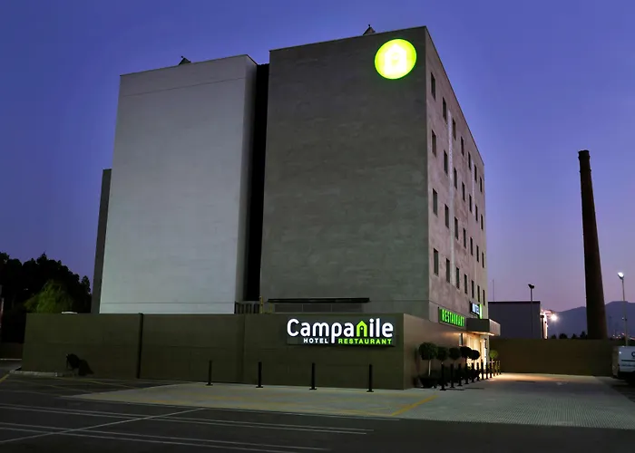 فندق Travelodge Airport مالقة
