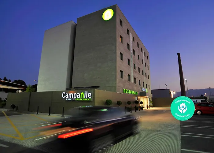 Travelodge Airport 3*