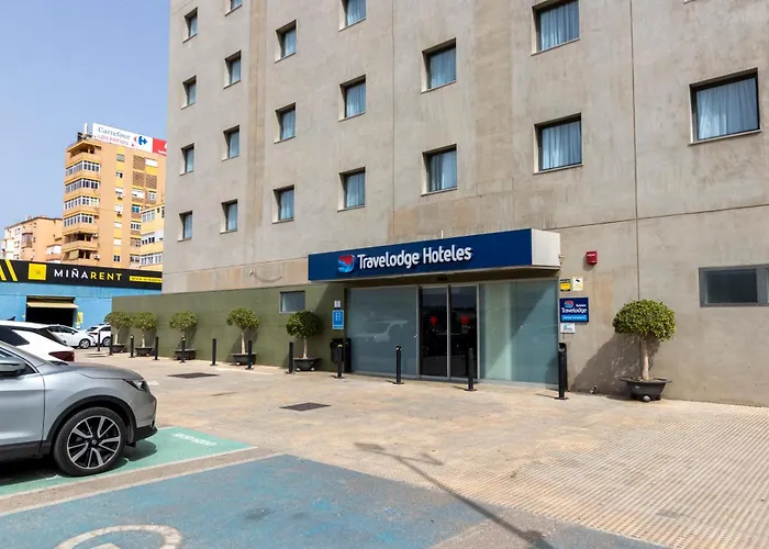 فندق Travelodge Airport مالقة