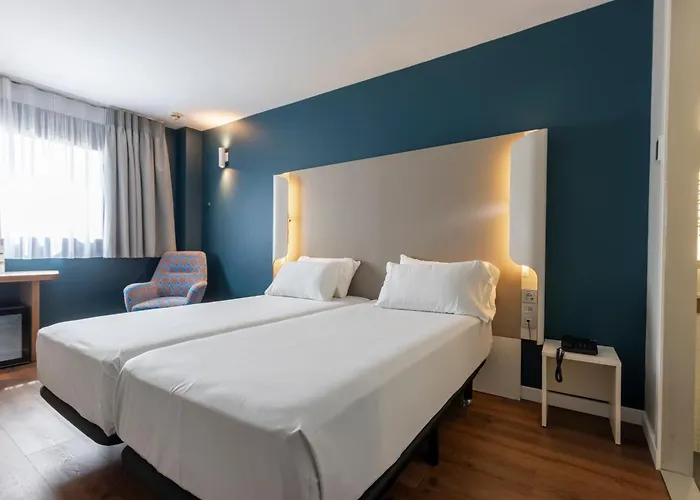فندق Travelodge Airport مالقة